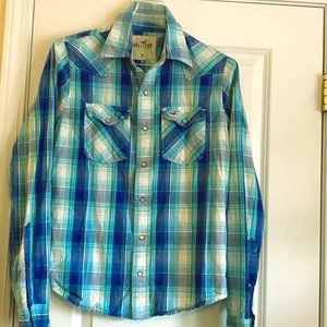 Hollister long sleeve stripe button down shirt  M